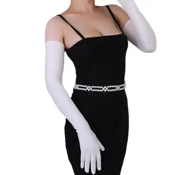 Велюровые длинные перчатки длиной 60 см Чисто-белые Женские Высокоэластичные женские перчатки Swan Velvet из золотого велюра с сенсорным экраном WSR21