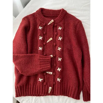 Женщины 2022 Новое чувство дизайна, Красный вязаный свитер с вышивкой, Темперамент, Универсальный удобный кардиган, осенне-зимнее пальто